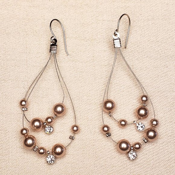 Earrings & Necklace Set (Pearl, Crystal) - Picture 3 of 6